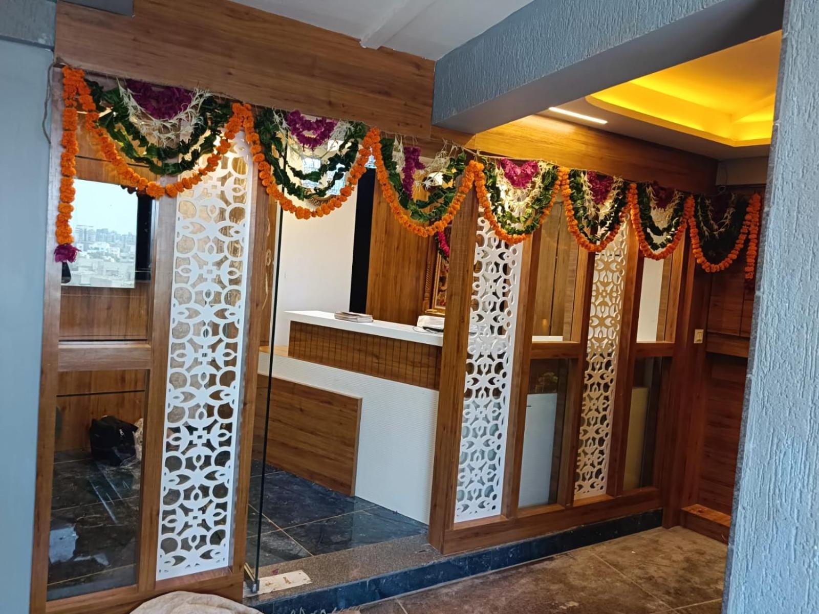 Hotel Rk Icon Ahmedabad Exterior photo